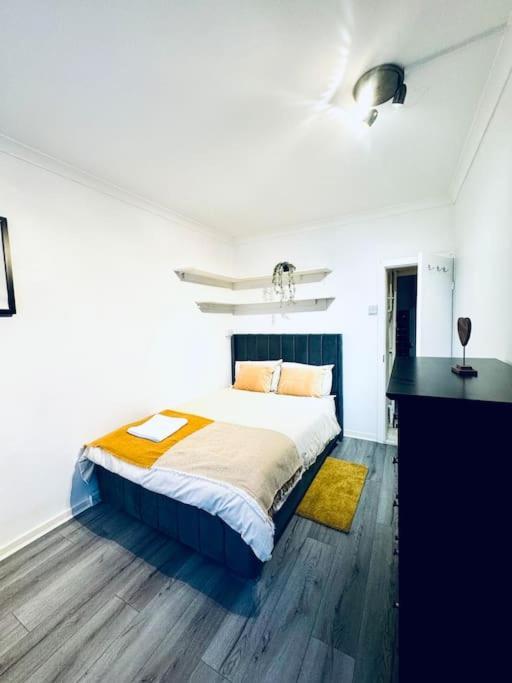Appartamento Spacious 3 Bedroom Flat Londra
